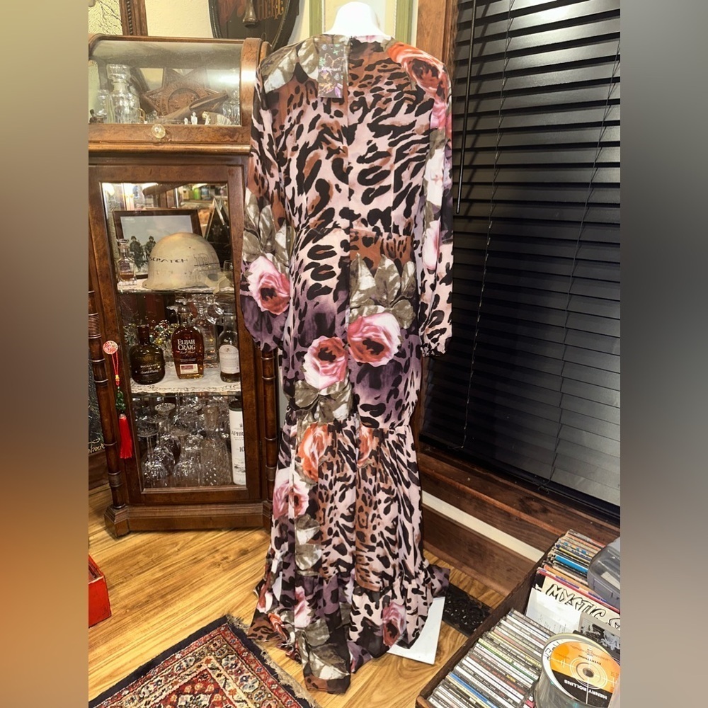 NWT  GIFFNISETTI Leopard Print Long Sleeve Ruffle Hem Dresses Party Maxi Dress - Picture 5 of 10